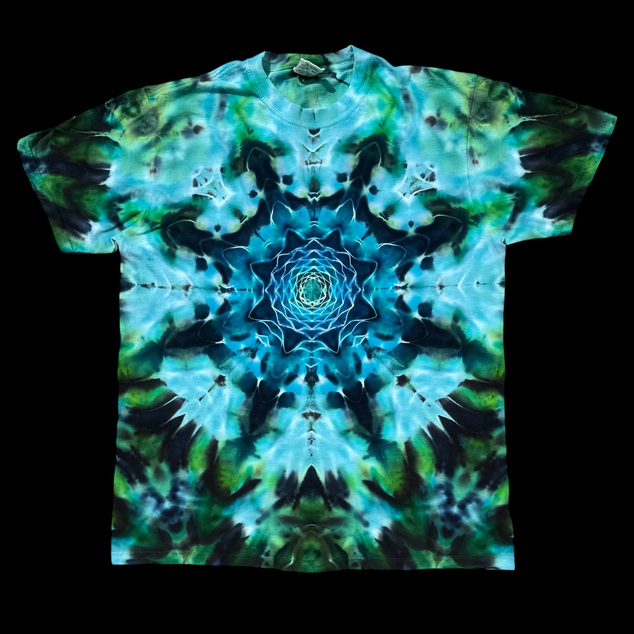 Men's T-shirt Large